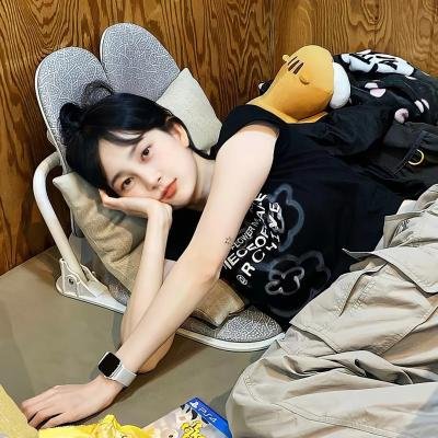 笙歌满丽池